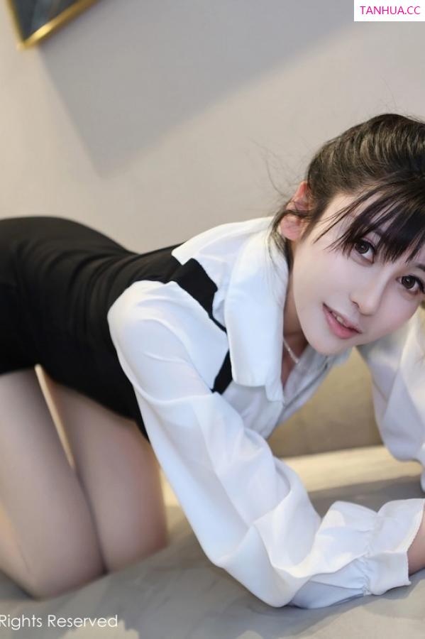 夏希子  [XiuRen]高清写真图 2023.05.09 No.6700 夏希 新人美腿第16张图片